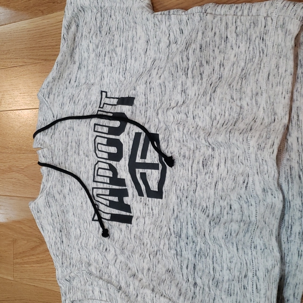 Crop hoodie t-shirt